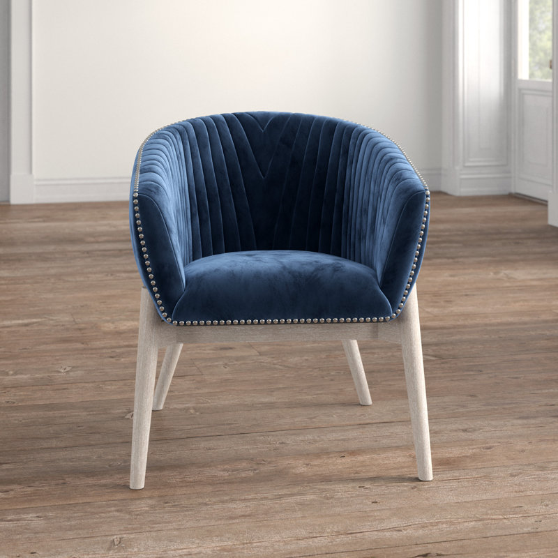 Fauteuil demi-tonneau en velours 28 po Barnes, Bleu marine