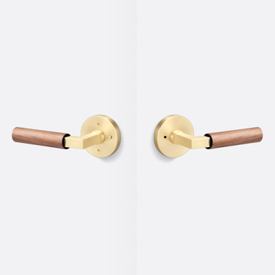 Levanto Round Privacy Rosette, Walnut Grip