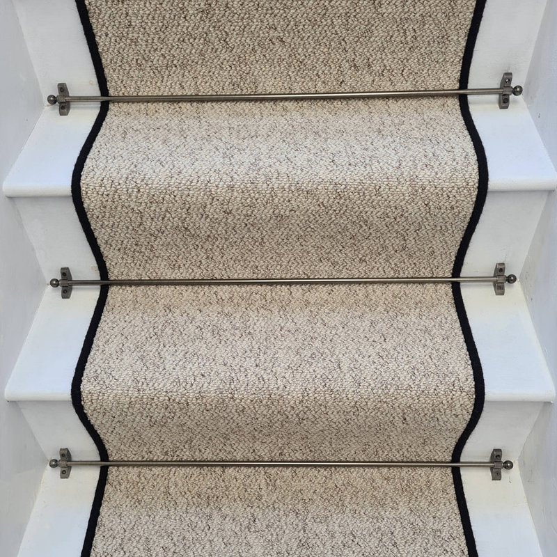 Runner Looped / Hooked Area Rug, Runner 70 x 650 cm