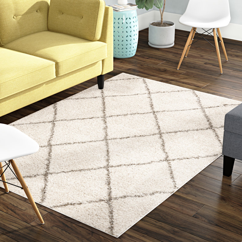 Tapis crème à motif géométrique Secia, Rectangle 8 pi 2 po x 10 pi