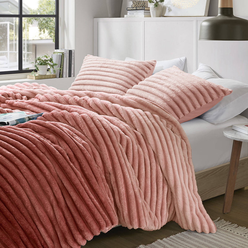Avril Fluffy Ribbed Plush Comforter Set, Twin Comforter + 1 Standard Sham, Blush Ombre