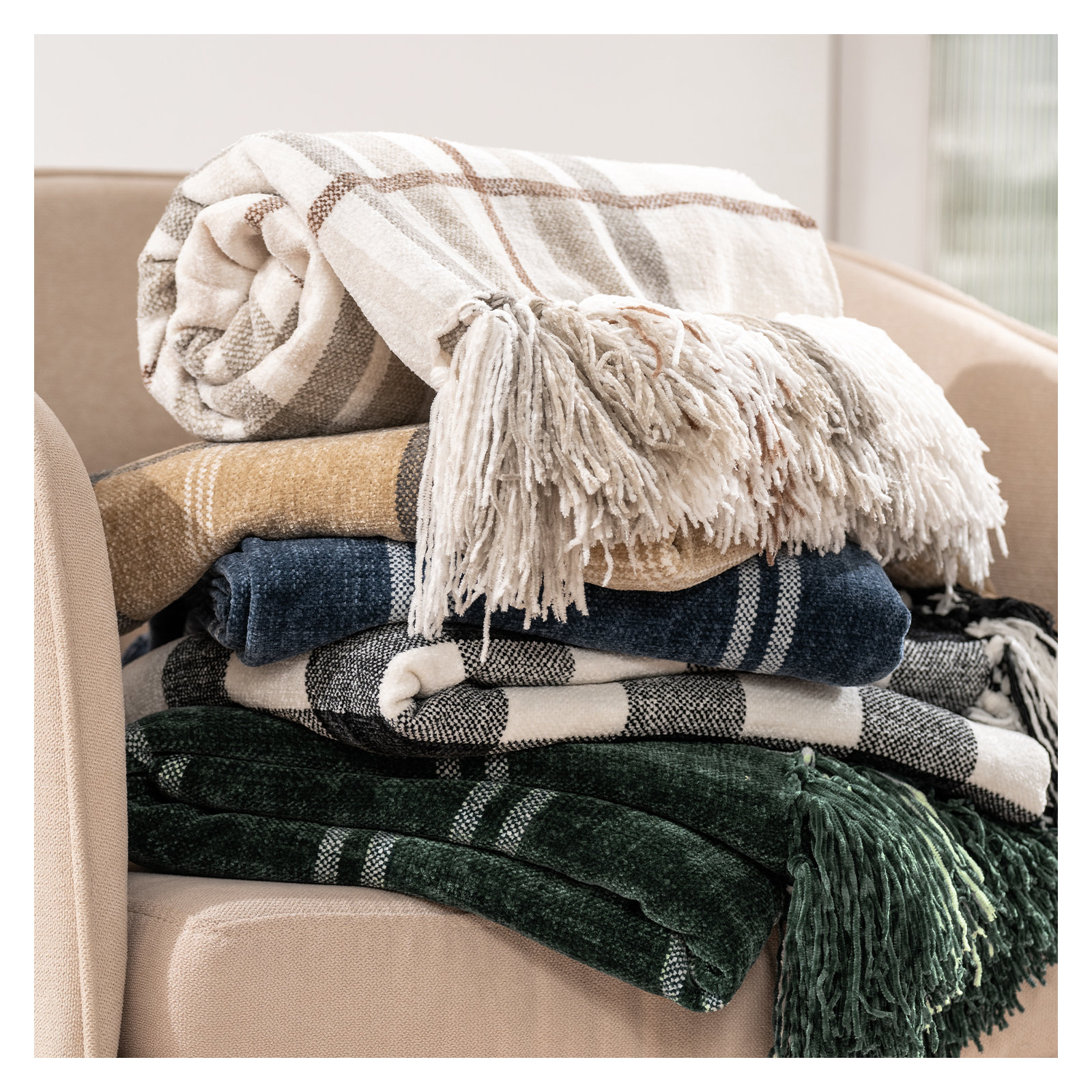 Soft Chenille Throw Blanket, 60" L x 50" W, Beige/White Plaid