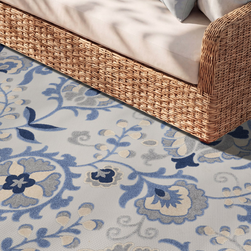 Floral Indoor / Outdoor Rug, Round 4'