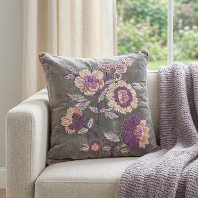 Housse de coussin beige transitionnel avec insert en polyester Parkel Collection Penelope