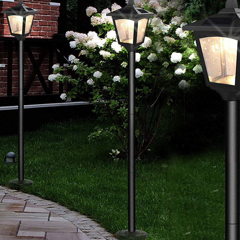 McAnulty Lamp Post (Full)