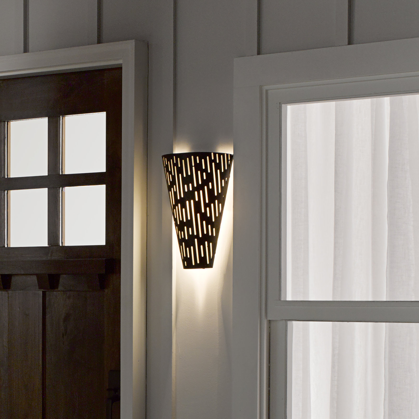 Delarosa Single Light Cone Outdoor Wall Light