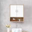 Armoire murale de salle de bain avec porte double, tablette inférieure, portes à motif ondulé, tablette intérieure réglable, installation facile, bois blanc et naturel
