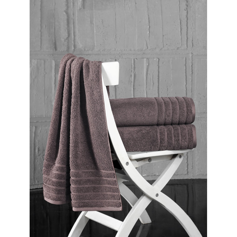 Shantae 56" L x 30" W Cotton Bath Towel Set , Chocolate