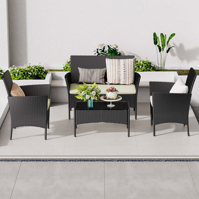 Arma 4 Seater Rattan Conversation Set with Patio Furniture Covers