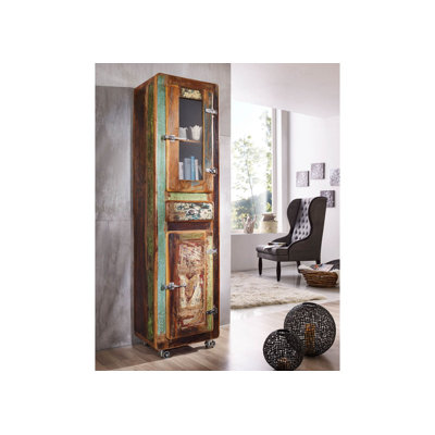 Freezy Sideboard