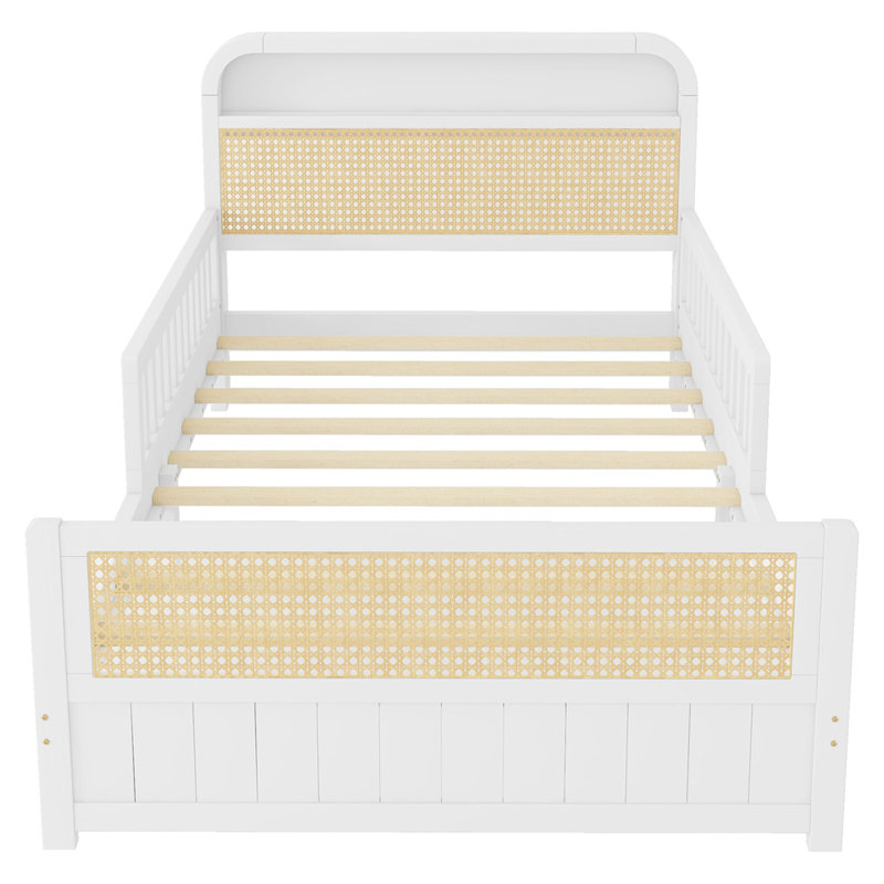 Lit simple en rotin avec lumières DEL et tête de lit, lit plateforme simple avec barrières de sécurité pour enfants, blanc