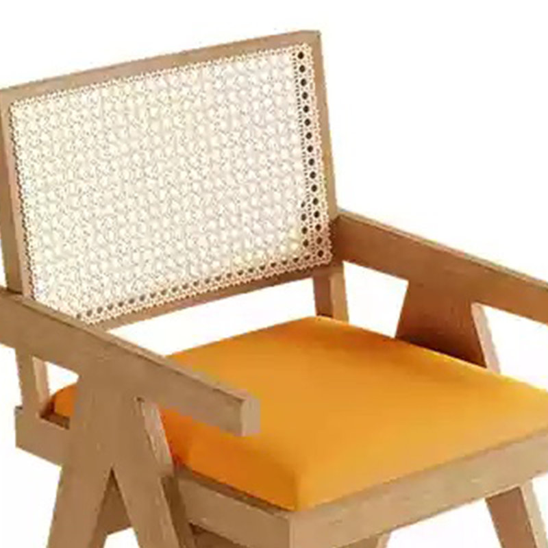 Chaise en bois massif à vent crème