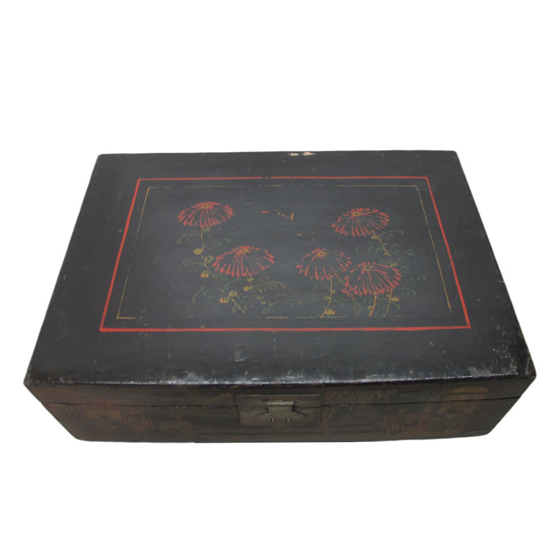 Asian Classic Accent Trunk