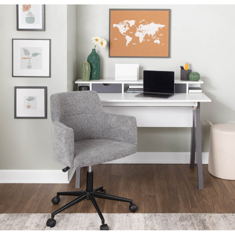 Kemberlyn Desk