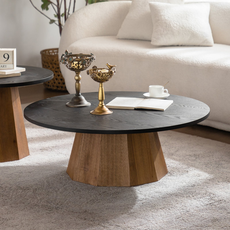 Table basse ronde en bois à piédestal robuste pour le salon