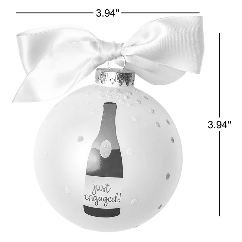 Ornement boule en forme de champagne juste embrayé