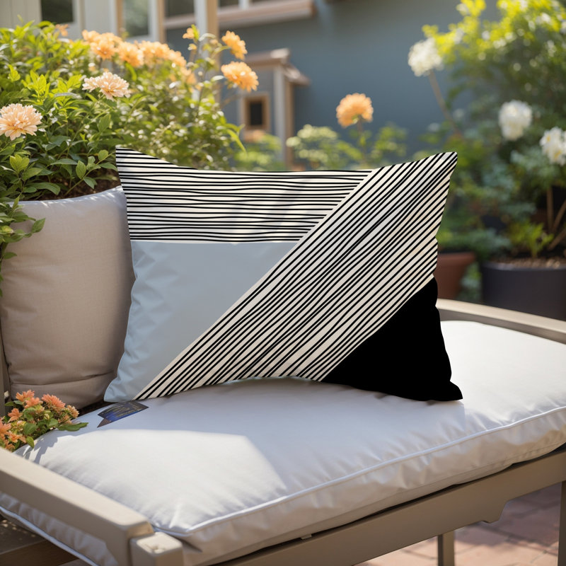 Coussin Cassie, Gris / Crème / Noir, H 18 po x l 25 po