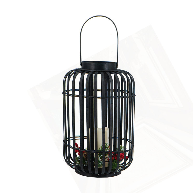 Lanterne en bambou noir 10,2 x 10,2 x 16,3 po avec bougie DEL blanche, 16.3" H x 10.2" W x 10.2" D