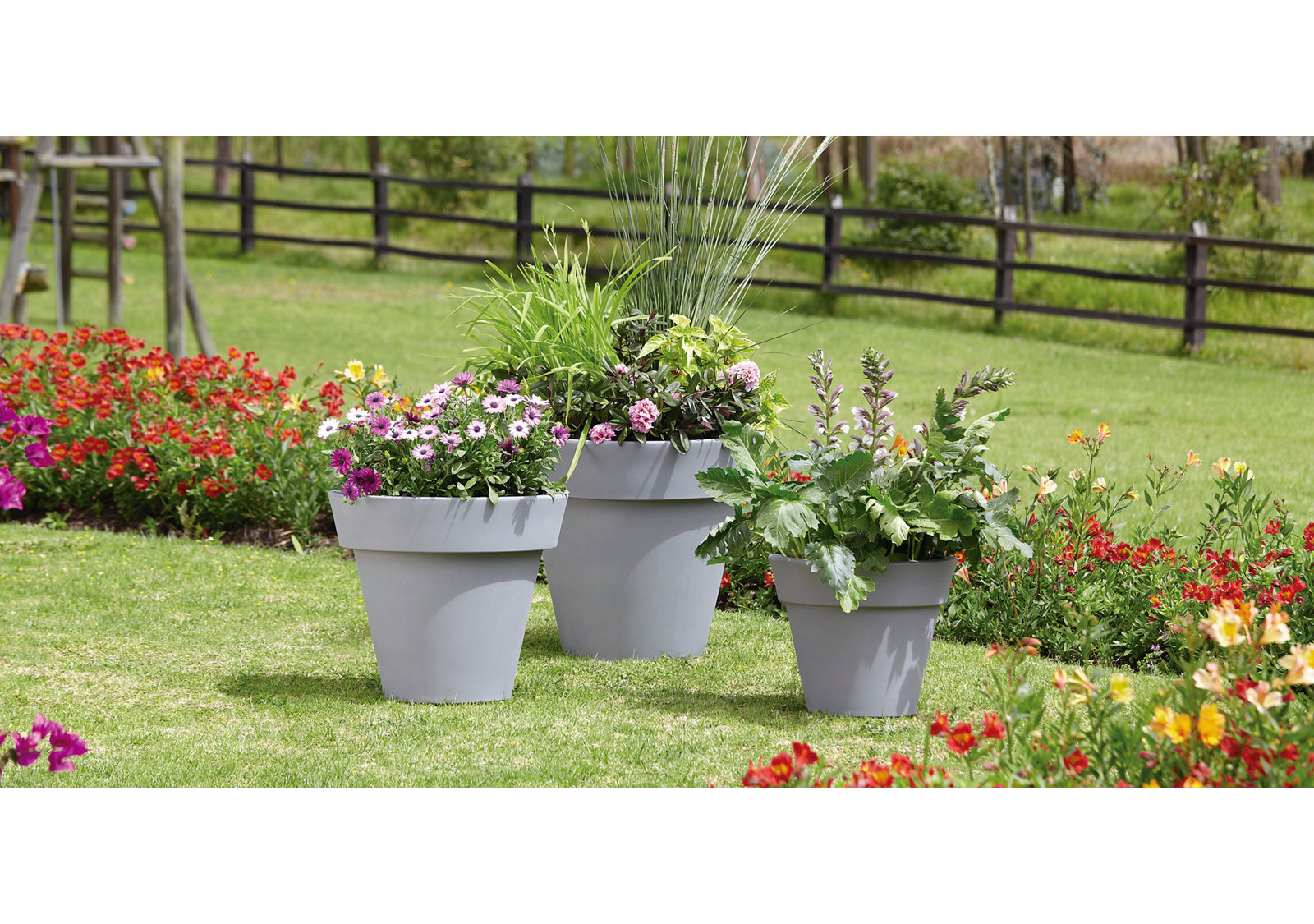 Pot Planter, White, 16.6" H x 19" W x 19" D