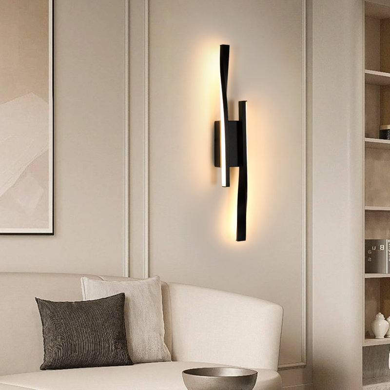 Black Aluminum LED Bar Sconce