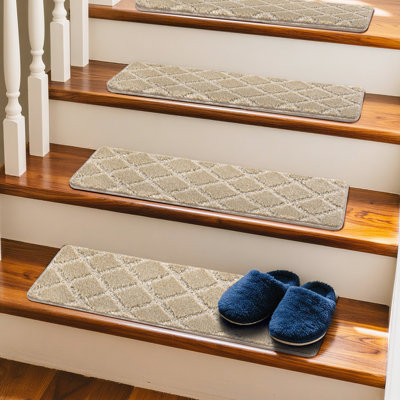 8 in. x 30 in. Classic Pattern Carpet Stair Treads Cover*12 Khaki Diamond Trellis