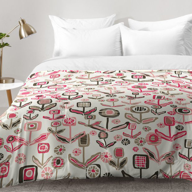 Jenean Morrison Modern & Contemporary Polyester Floral Comforter, Full/Queen Comforter + 2 Standard Shams