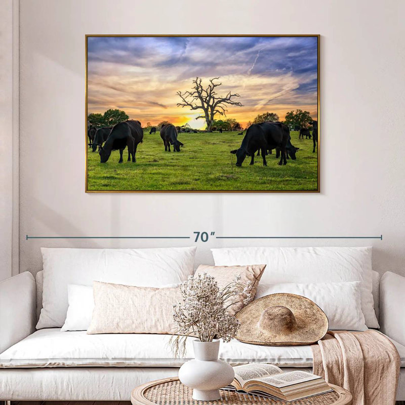 Pâturages Aberdeen Angus, 46 po x 31 po, Cadre flottant doré