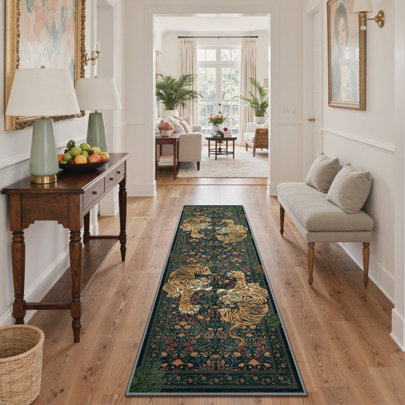 Tapis d'intérieur lavable à la machine Tigris Tashers / Obsidian Moss, Tapis de couloir de 2 pi x 7 pi, Dark Green