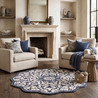 Genovese Floral Hand Hooked Wool Blue/Beige Area Rug