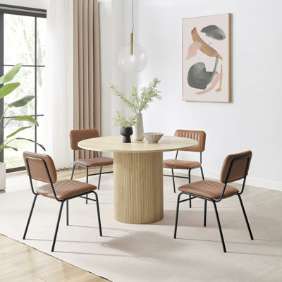 Tamorion 4 - Person Dining Set