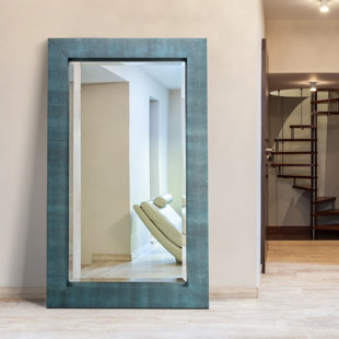 Miroir d'appoint biseauté en cuir chagrin métallique