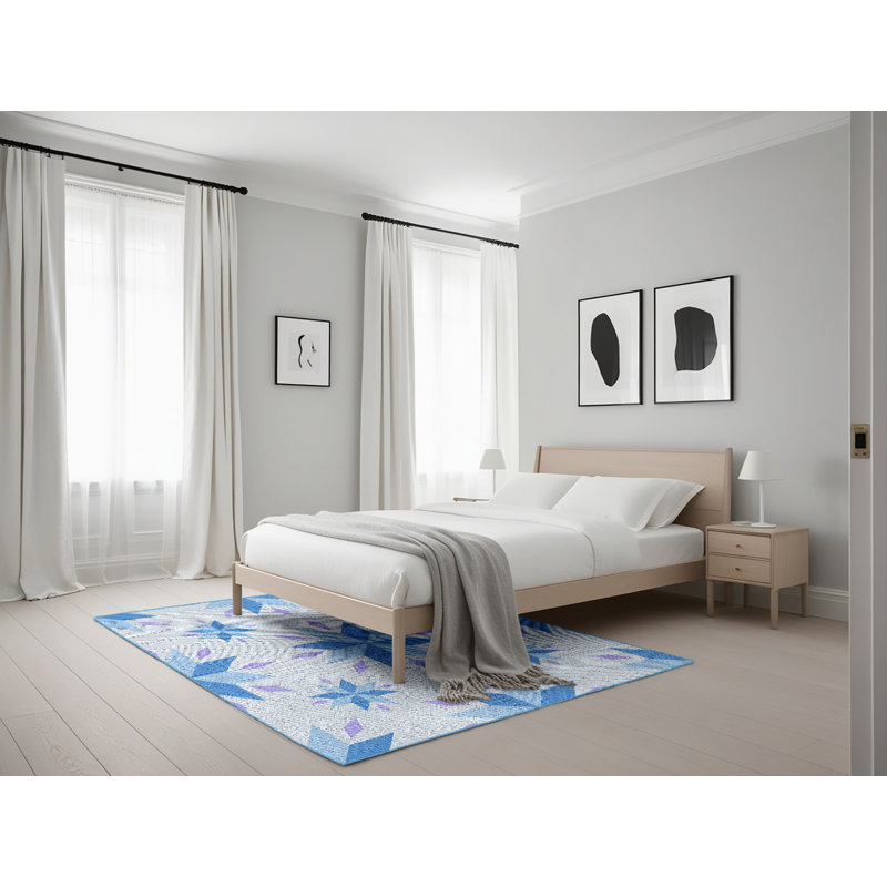 Tapis bleu/blanc à motifs, Rectangle 5 pi x 7 pi