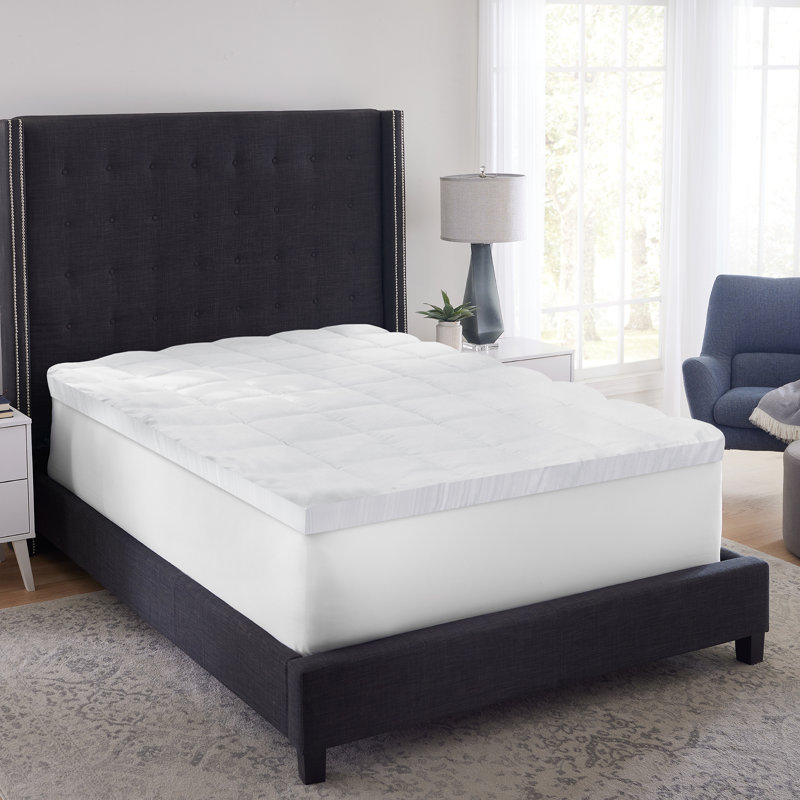 Twin White Hybrid Memory Foam and Fiber Mattress Topper