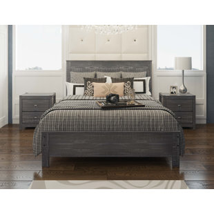 Signature Design by Ashley Kanwyn 4 Piece King Bedroom Set in