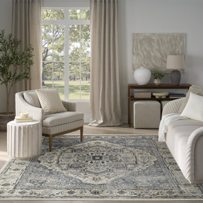 Tapis intérieur bleu marine Graelyn