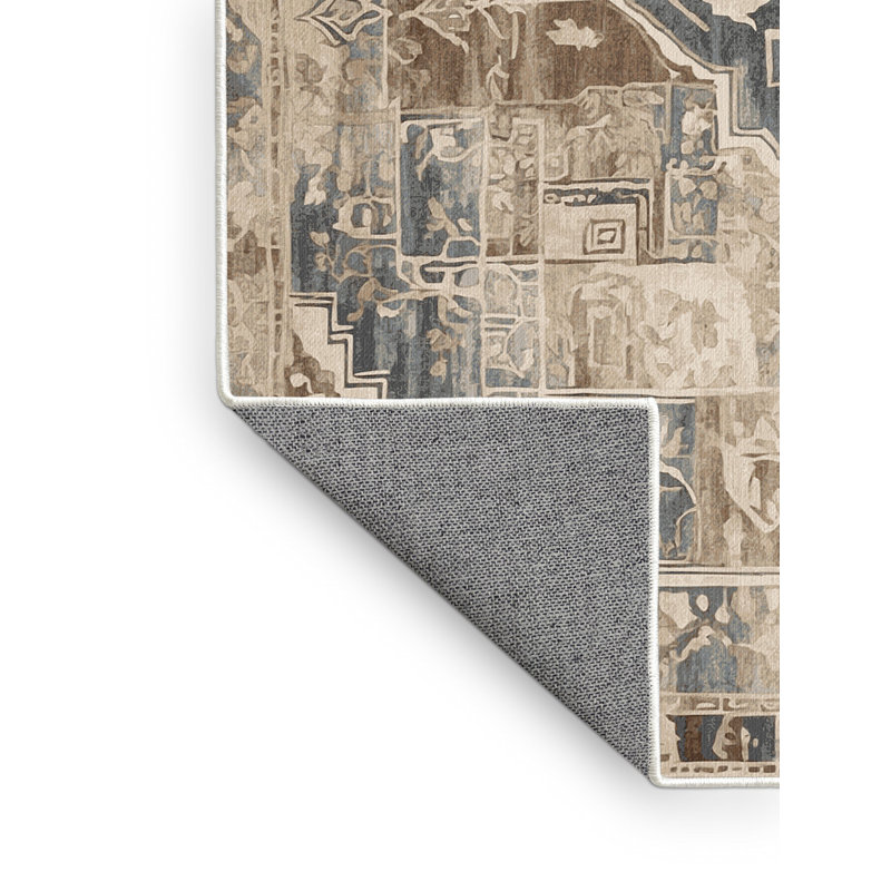 Tapis brodé Memories, Carré 8 pi