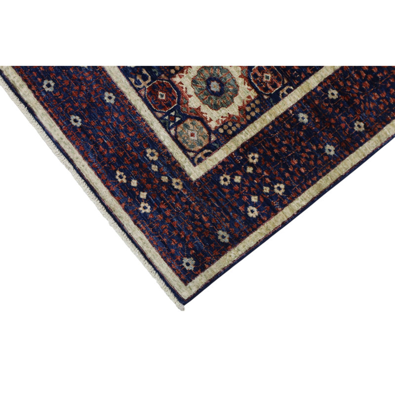 Hand Knotted Wool Area Rug in Navy, Rectangle 4'11" x 6'10"
