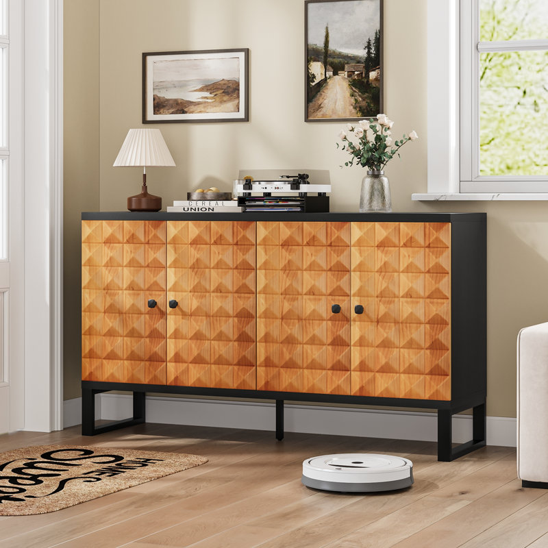 buffet avec quatre portes et pieds en métal