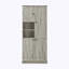 Grande armoire de rangement avec tablettes réglables, grand panier rabattable et armoires fermées-118330432