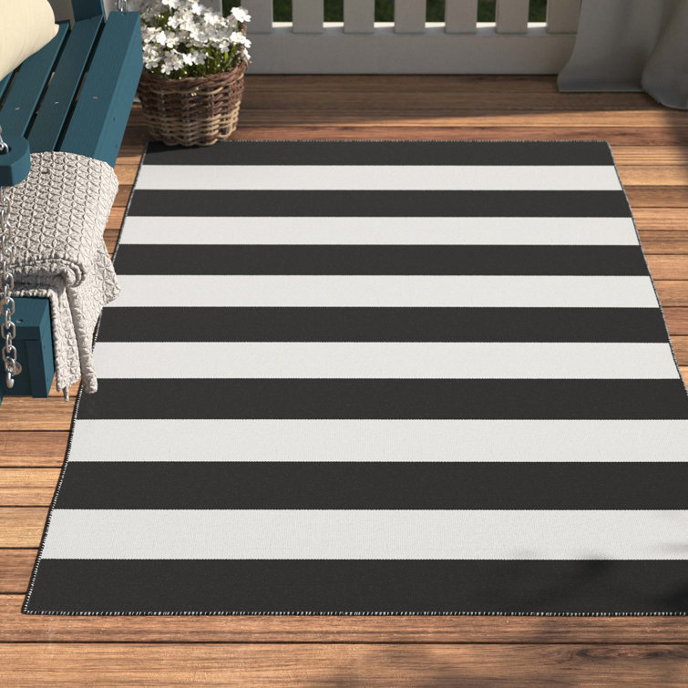 Salley 0.25" H Hand-Woven Striped Indoor / Outdoor Area Rug