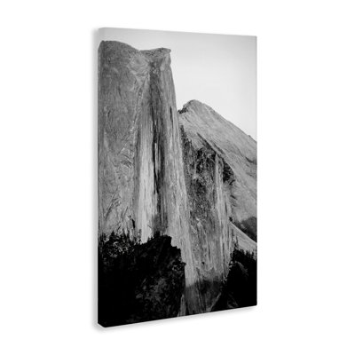 Toile imposante de la falaise Yosemite, design par Gemma Bardot