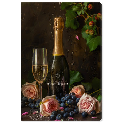 «Berries and Champagne», toile sur toile par Art Remedy