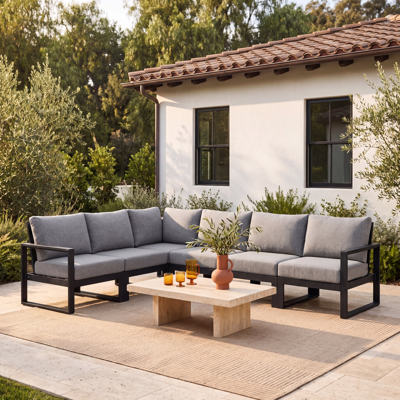 POLYWOOD® Edge 111" Patio Sectional, Grey Revolution®, Black