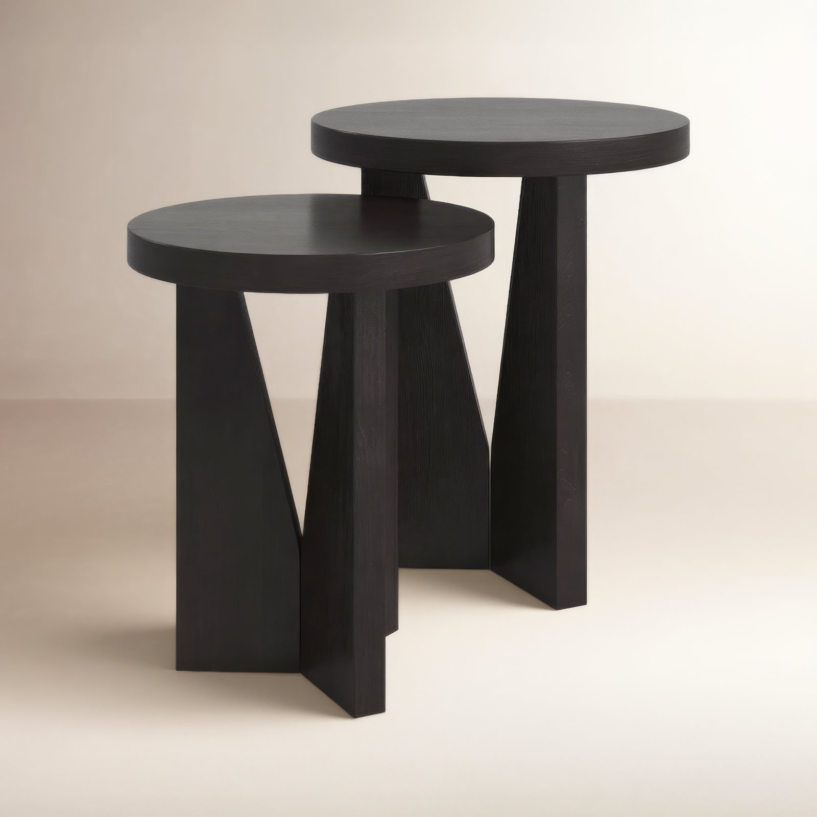 Bodiam 18" Nesting End Tables