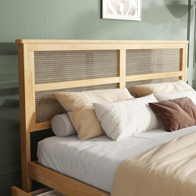 Très grand lit avec tête de lit tissée fascinante et deux tiroirs pratiques