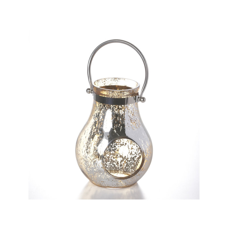 Lanterne en verre, Or