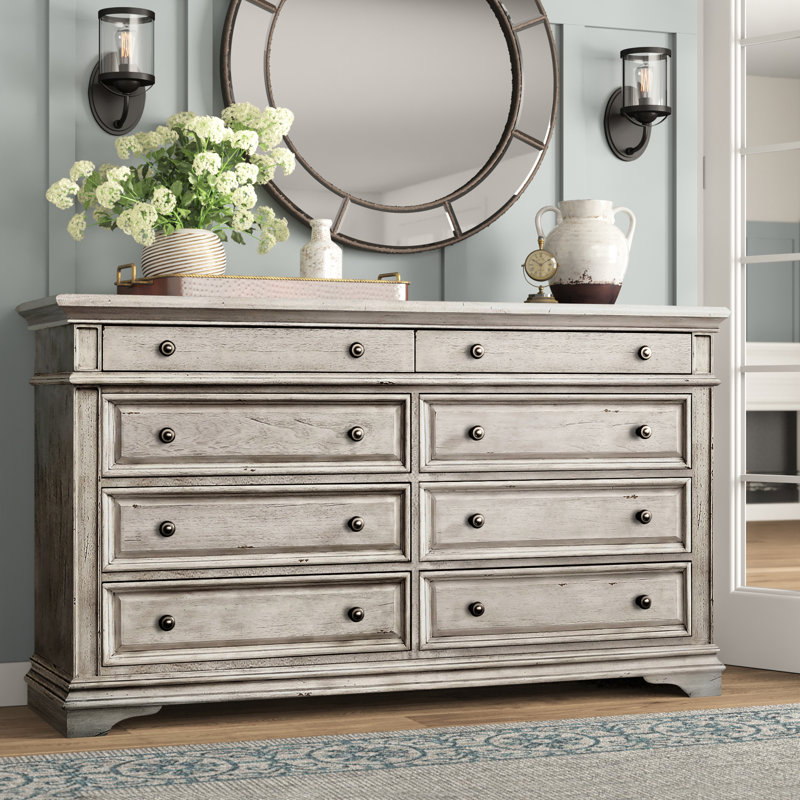 Commode 8 tiroirs Boyer en bois massif l 66 po Boyer, Ivoire rustique