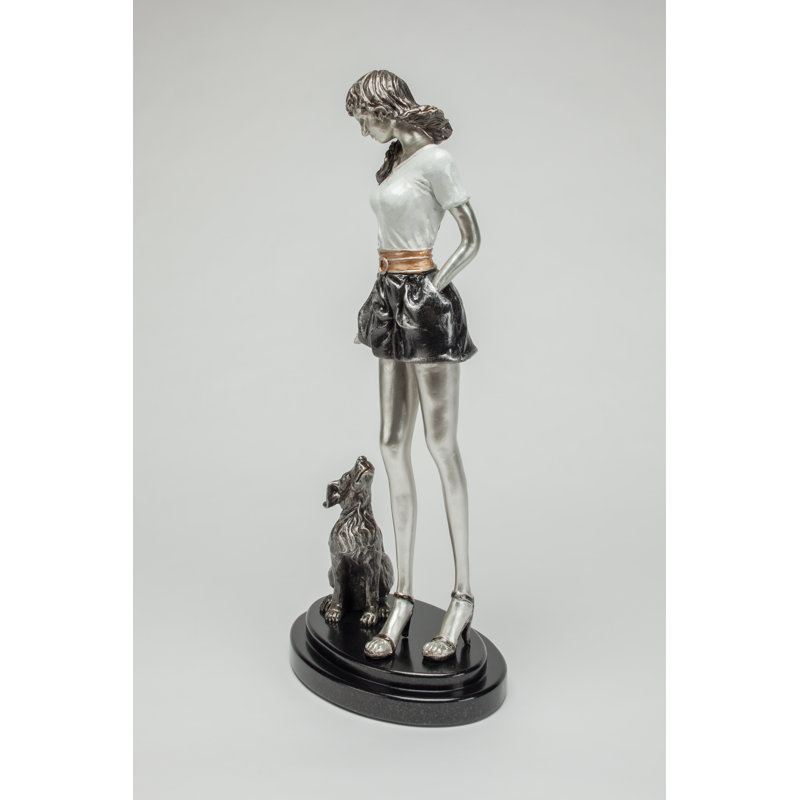 Figurine