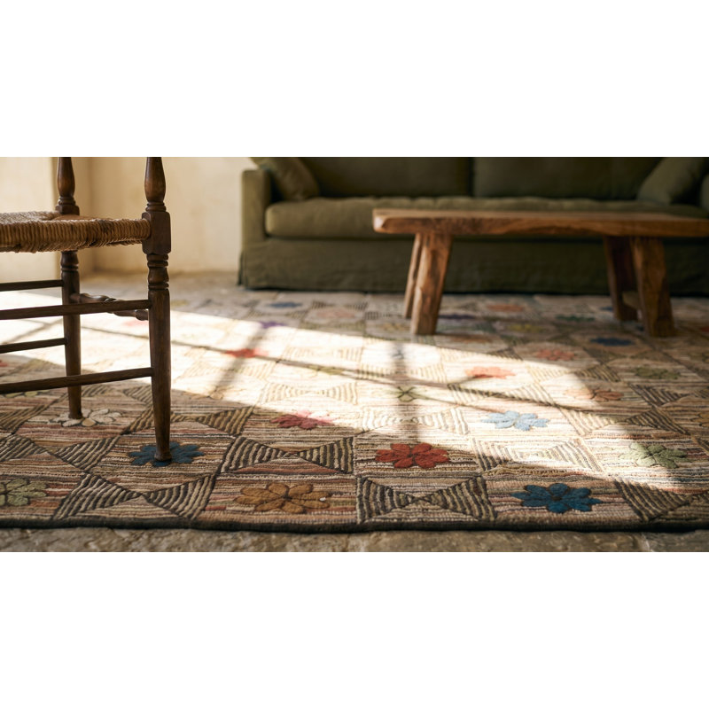Antique American Hooked Usa Wool Rug
