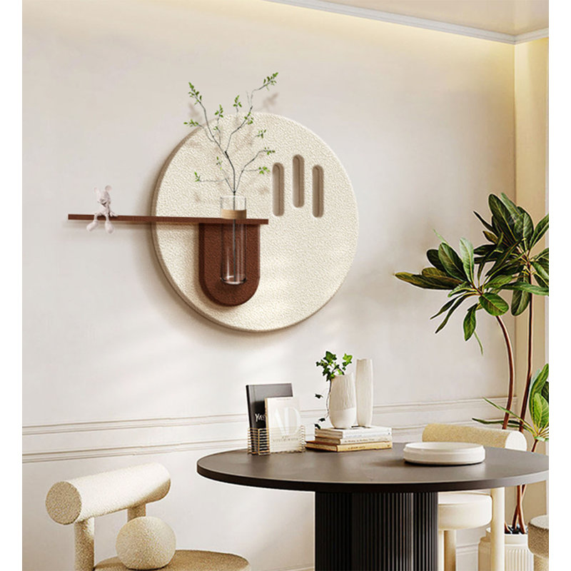 Décoration murale en forme de vase en grès crème de style crème, H 27,56 po x l 35,83 po x P 5,51 po